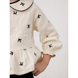Blusa niña bordados Lazos... 2