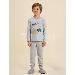 Pijama niño con estampado...